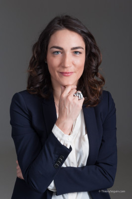 Portrait de valorisation professionnel pour CV LinkedIn Viadeo Amplement